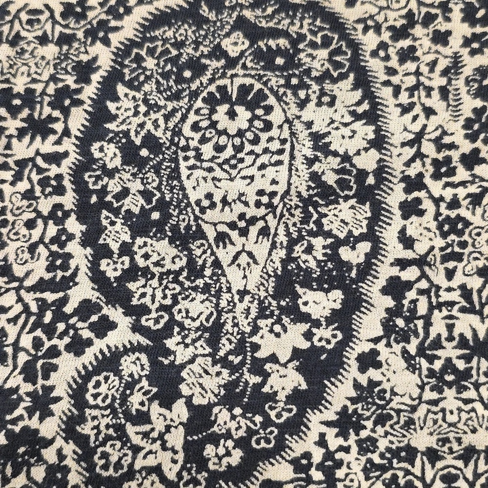Lucky Brand Navy and White Patterned Blouse. Size 1X - Picture 5 of 7